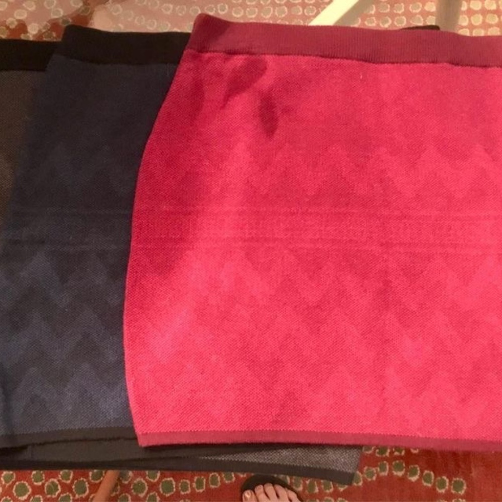 Ladies Sweater Skirts - Mini